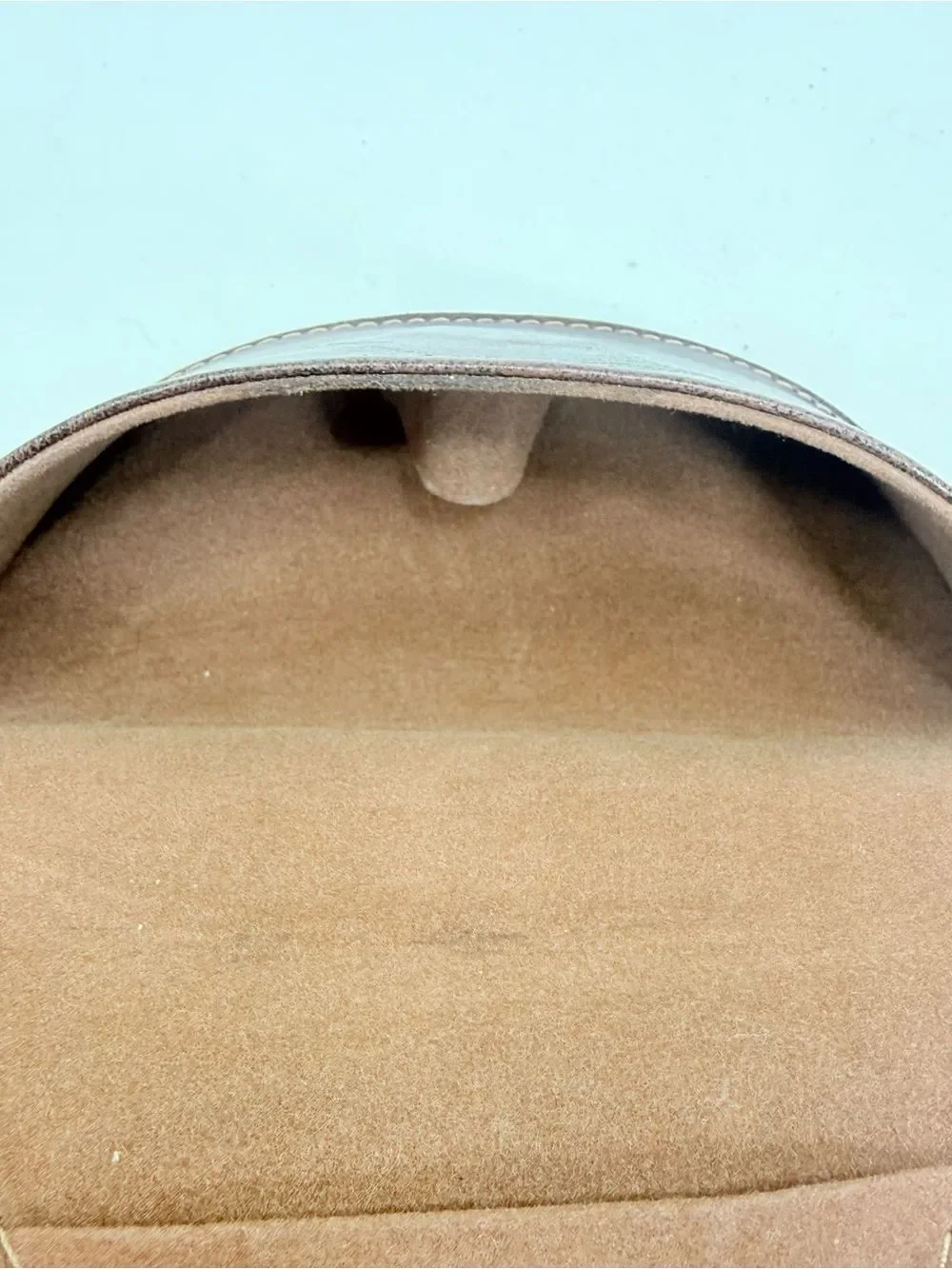 Fossil Dark Brown Soft Leather Glasses Sunglasses Case